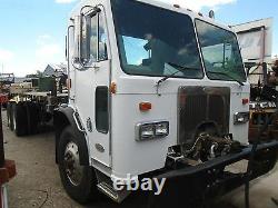 2000 Peter Mod 320 (ONLY CAB) COMPLETE and In Good Condition