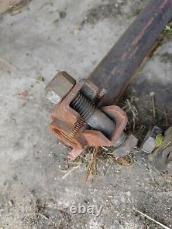 INTERNATIONAL HARVESTER ROD 1658315C91 with clamps